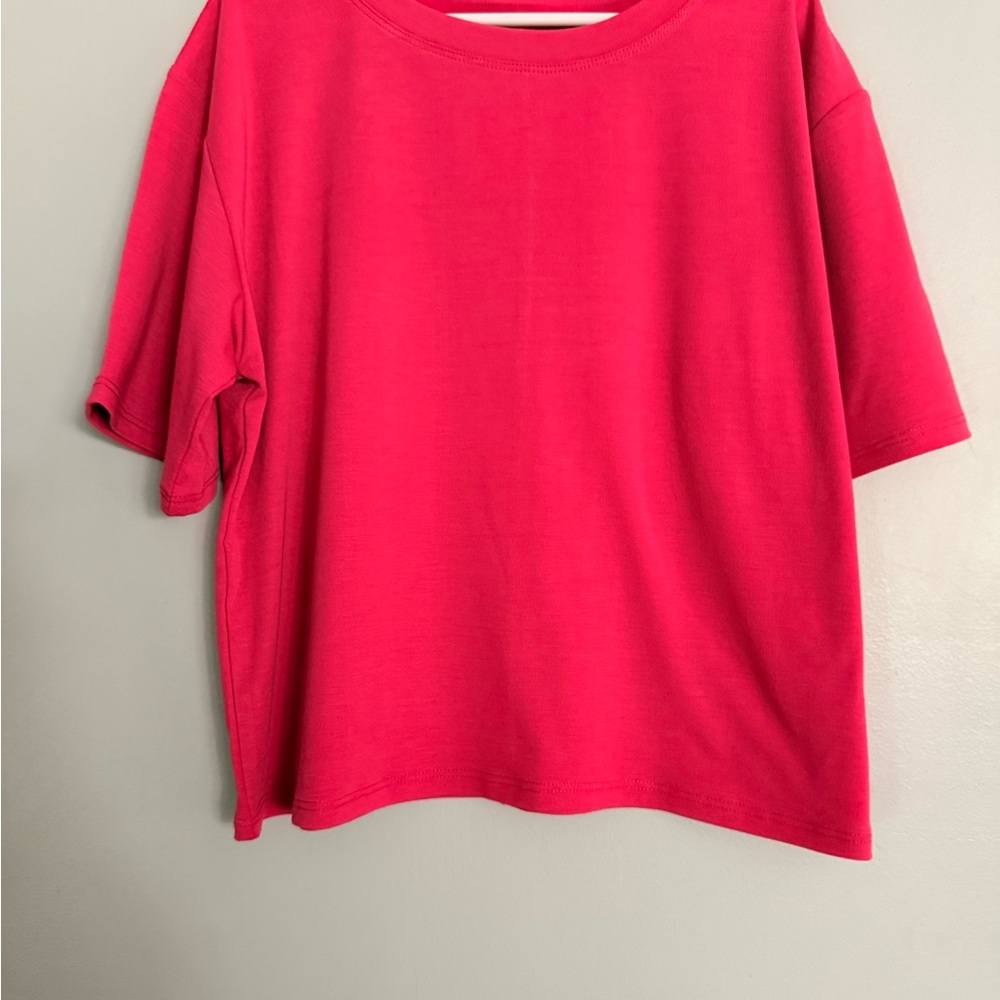 All in Motion Women's Bright Red Short Sleeve Tee
